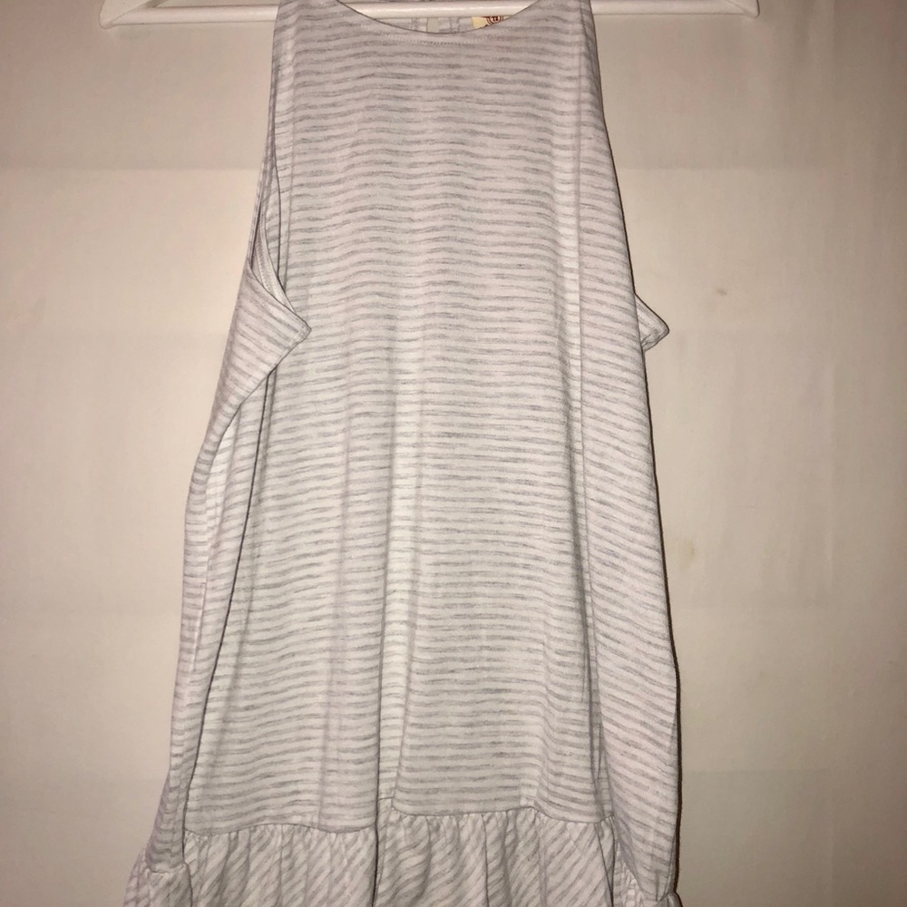 White razor back tank